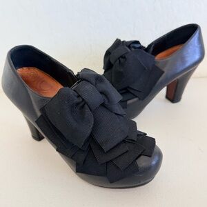 CHIE MIHARA Catame Black Leather Bow Bootie EU 37 US 7